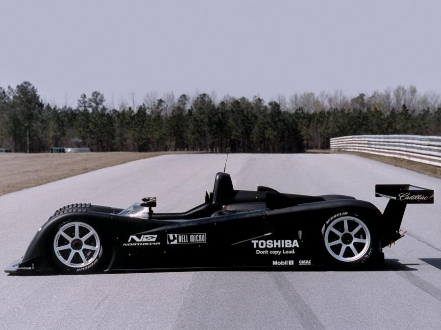  Cadillac LMP-01 2001 года  (фото 6 из 9)
